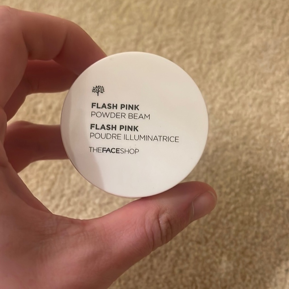 The Face Shop Powder Beam in Shade Flash Pink